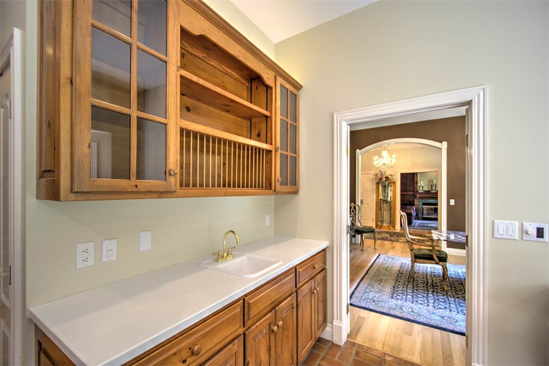 110 Southbrooke Court Property Photo 24