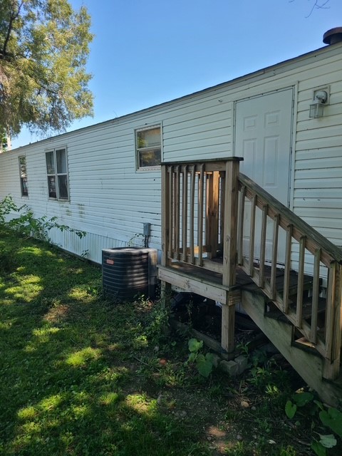2419 Dunn Drive Property Photo 2
