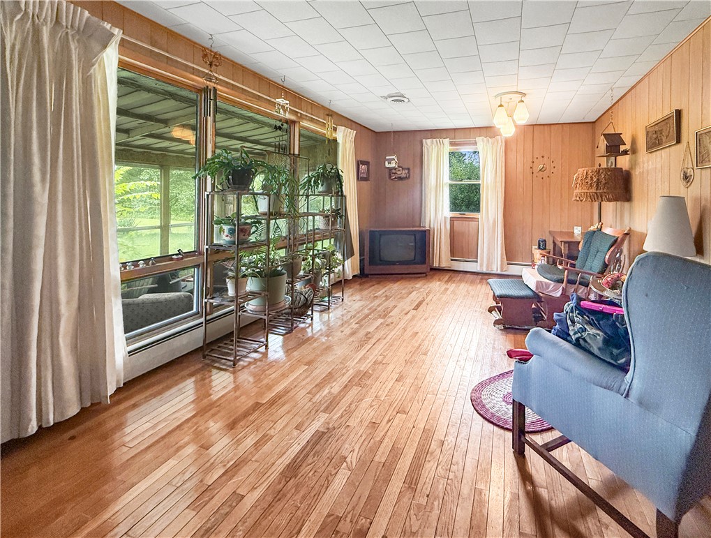 10355 N 450th Street Property Photo 7