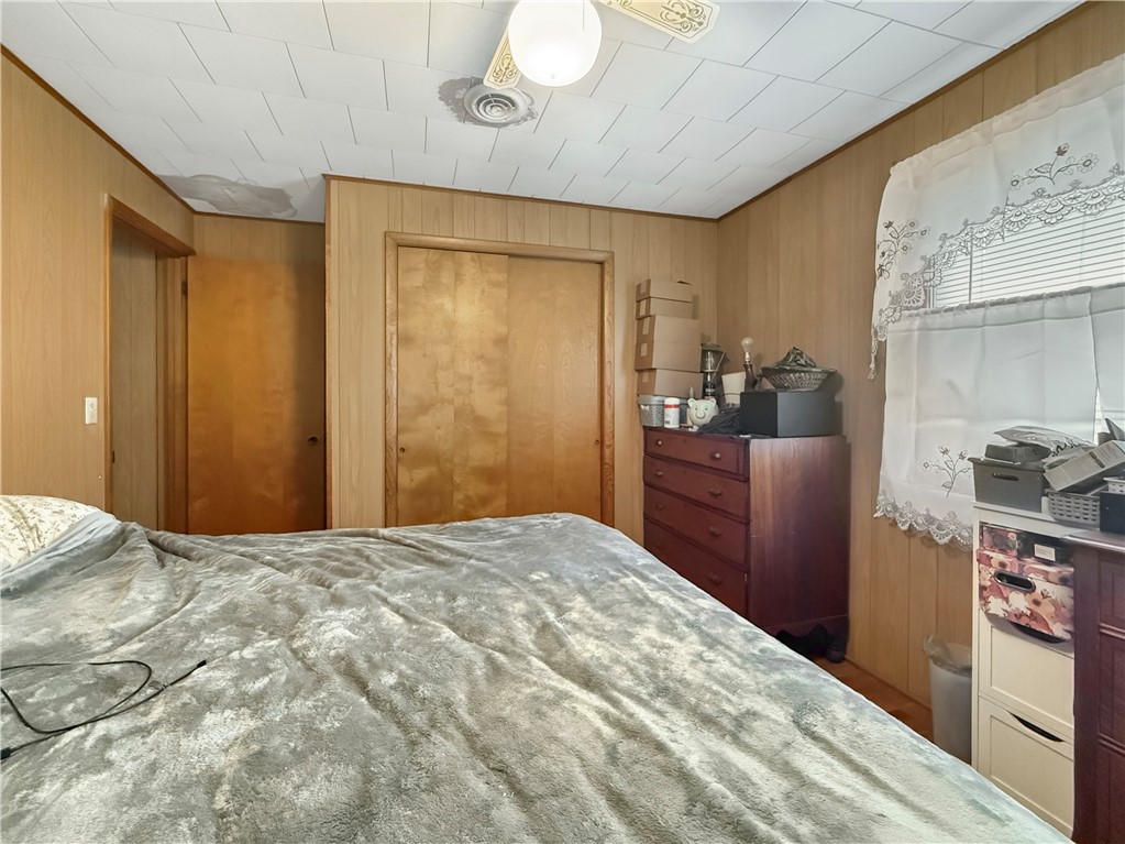 10355 N 450th Street Property Photo 9