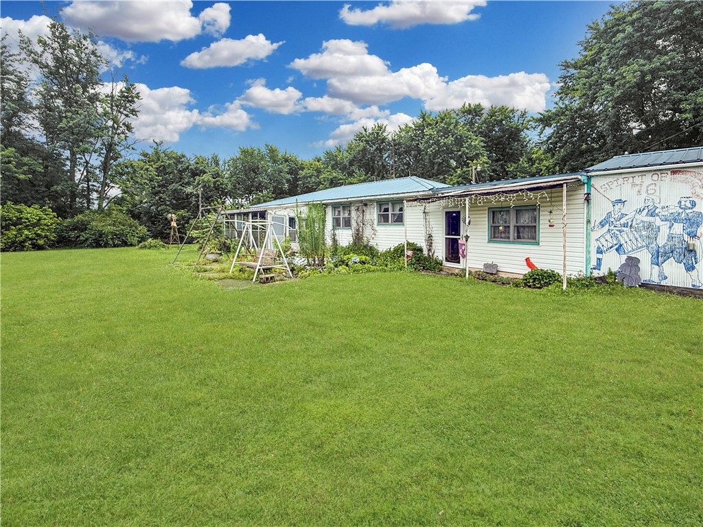 10355 N 450th Street Property Photo 18