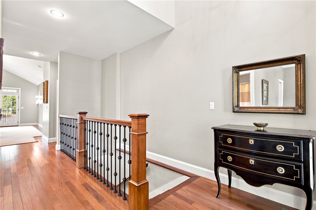 1220 Mini Hills Drive Property Photo 4