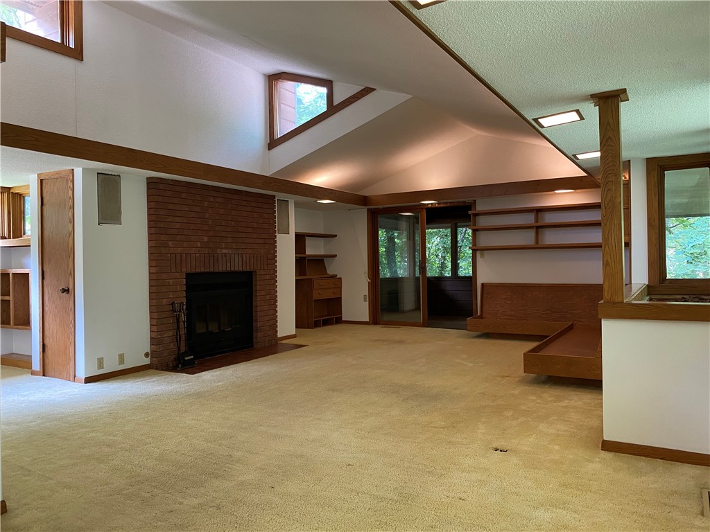 2755 Whippoorwill Drive Property Photo 5