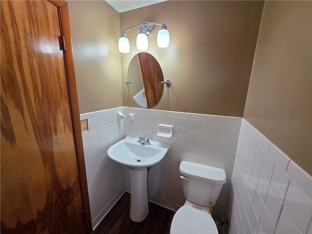 301 W Hawthorne Drive Property Photo 23