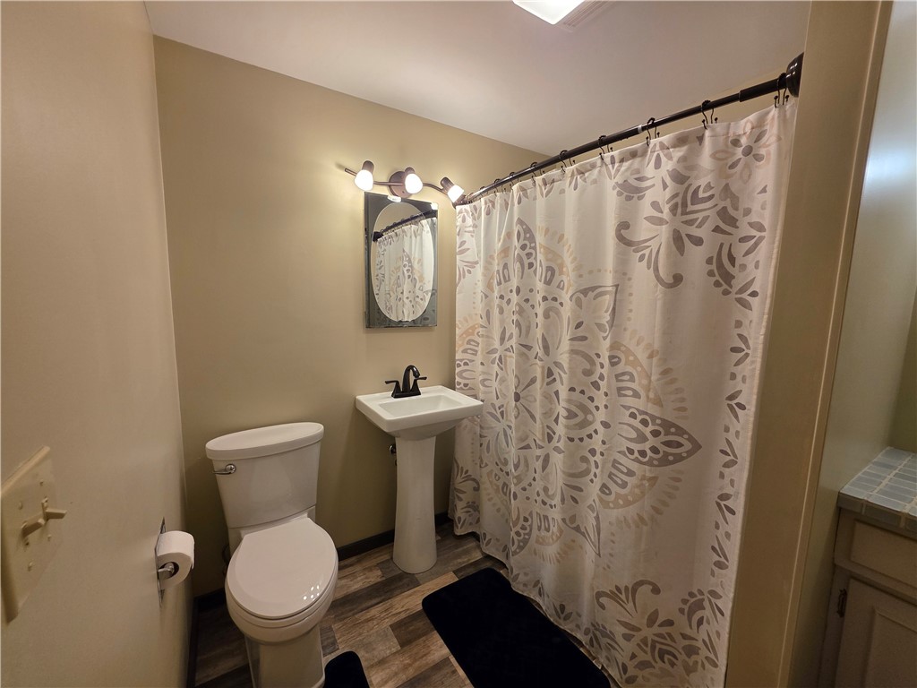 301 W Hawthorne Drive Property Photo 38