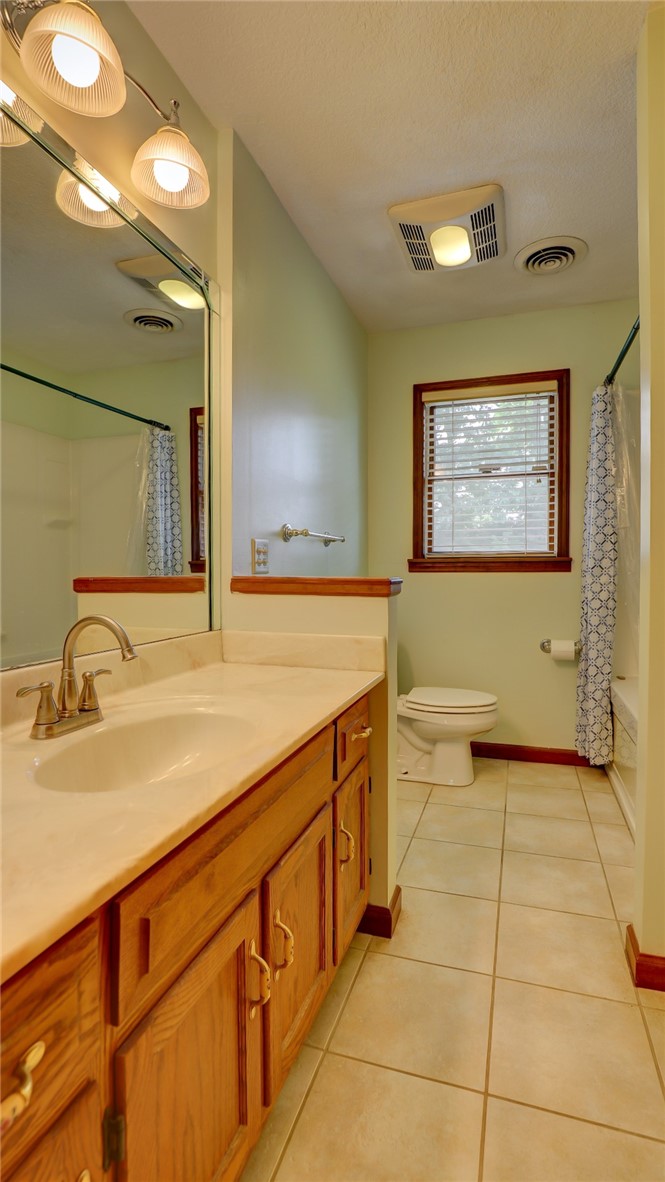 1131 Chelsea Way Property Photo 40