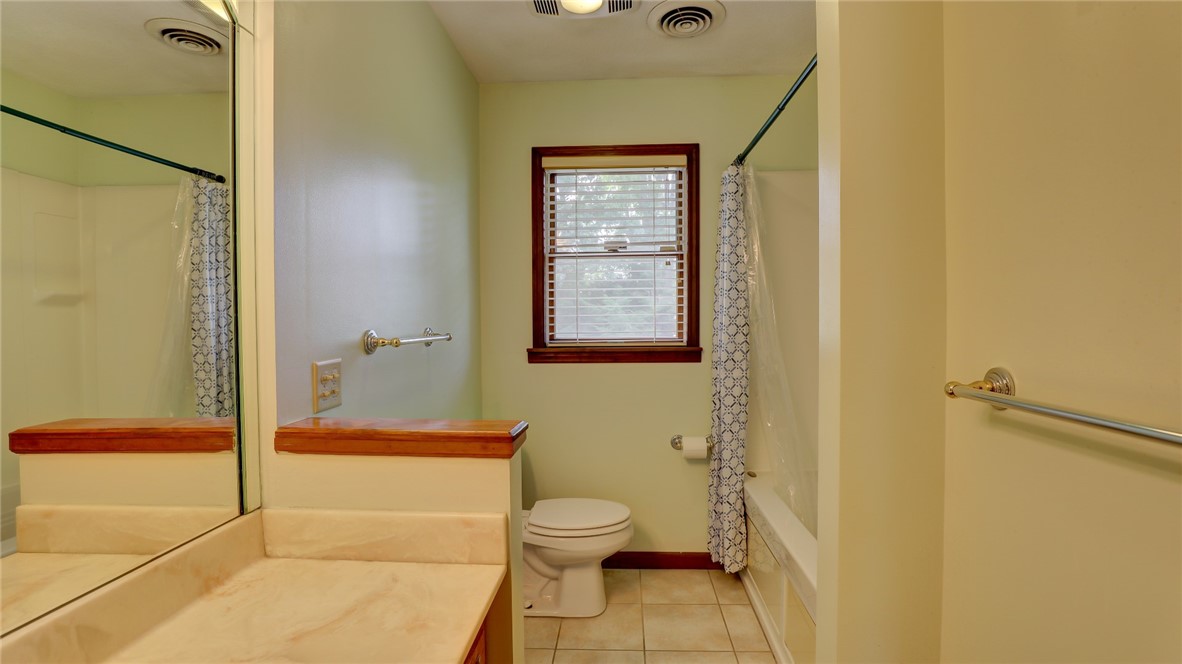 1131 Chelsea Way Property Photo 41