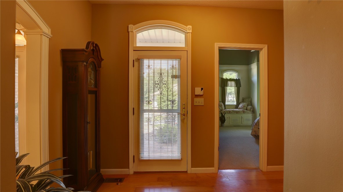 2950 Doral Court Property Photo 10