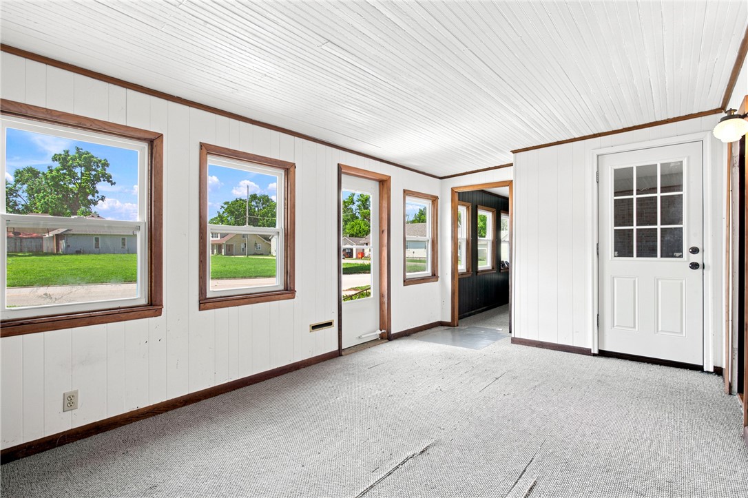 17 State Street Property Photo 4