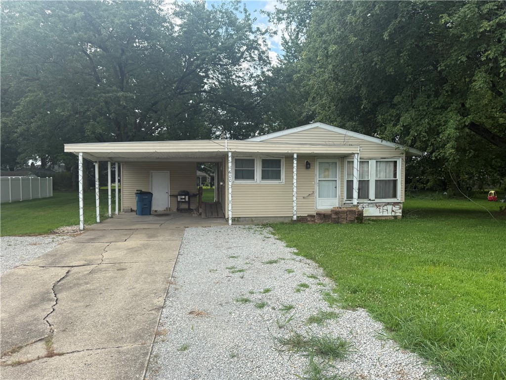 600 Orchard Drive Property Photo 1
