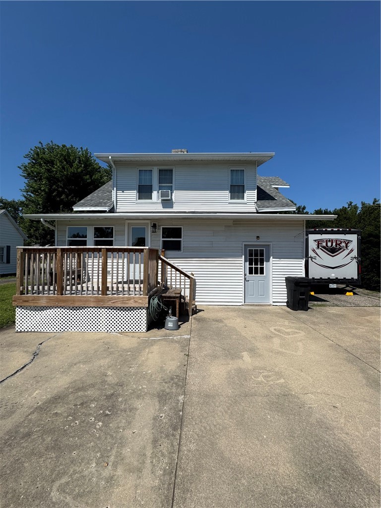 309 N Sandusky Street Property Photo 5