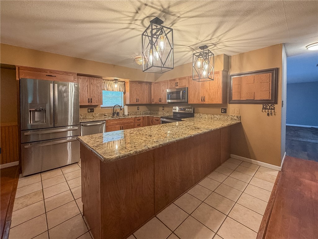 3750 Lake Shore Drive Property Photo 6