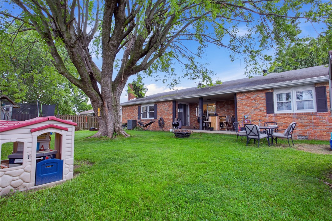 1121 Collins Drive Property Photo 22