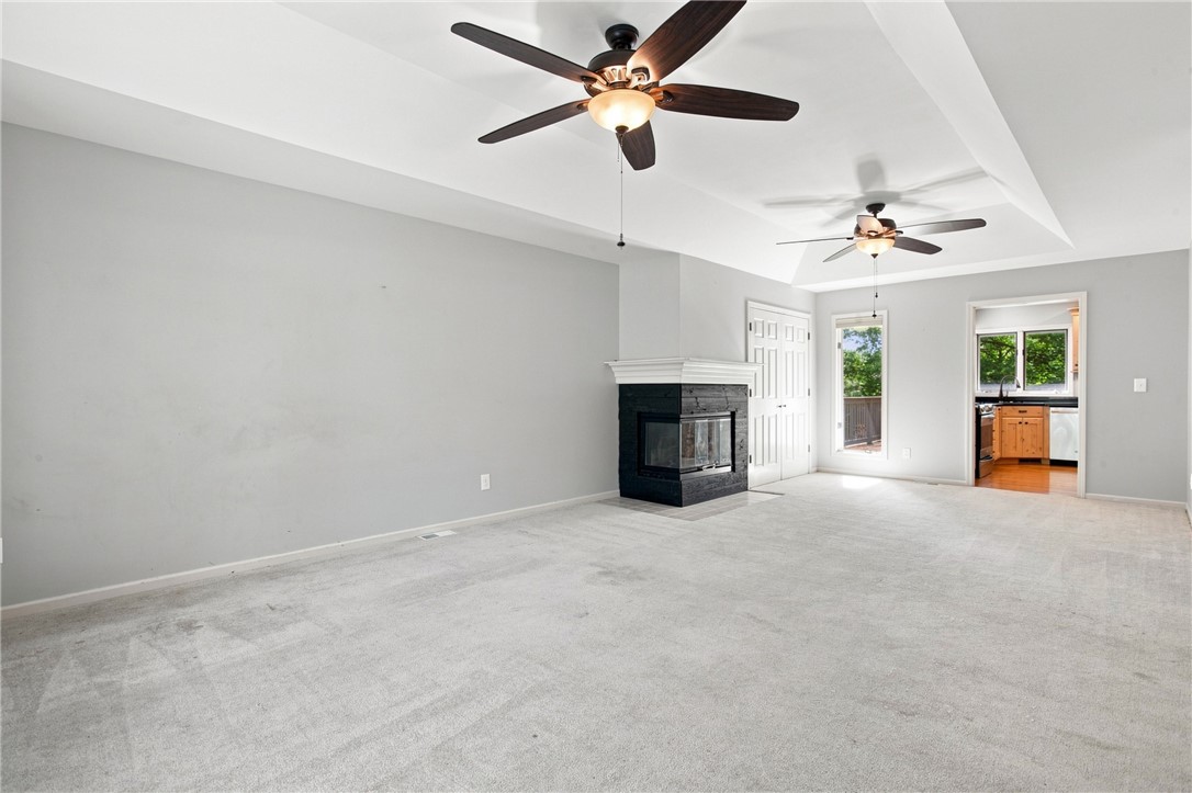 2346 Saratoga Place Property Photo 6