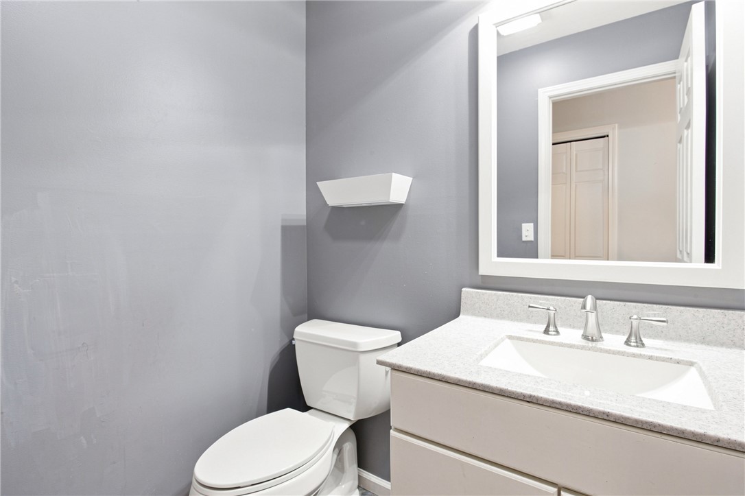 2346 Saratoga Place Property Photo 15