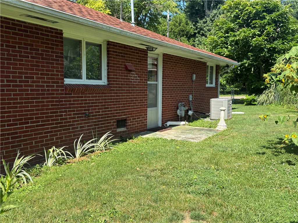 501 Clinton Avenue Property Photo 6