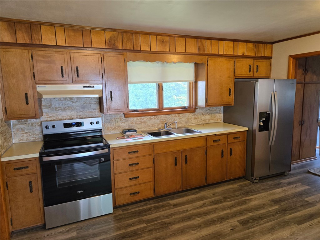 501 Clinton Avenue Property Photo 14