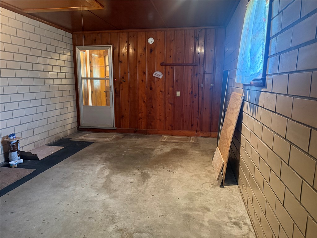 501 Clinton Avenue Property Photo 31