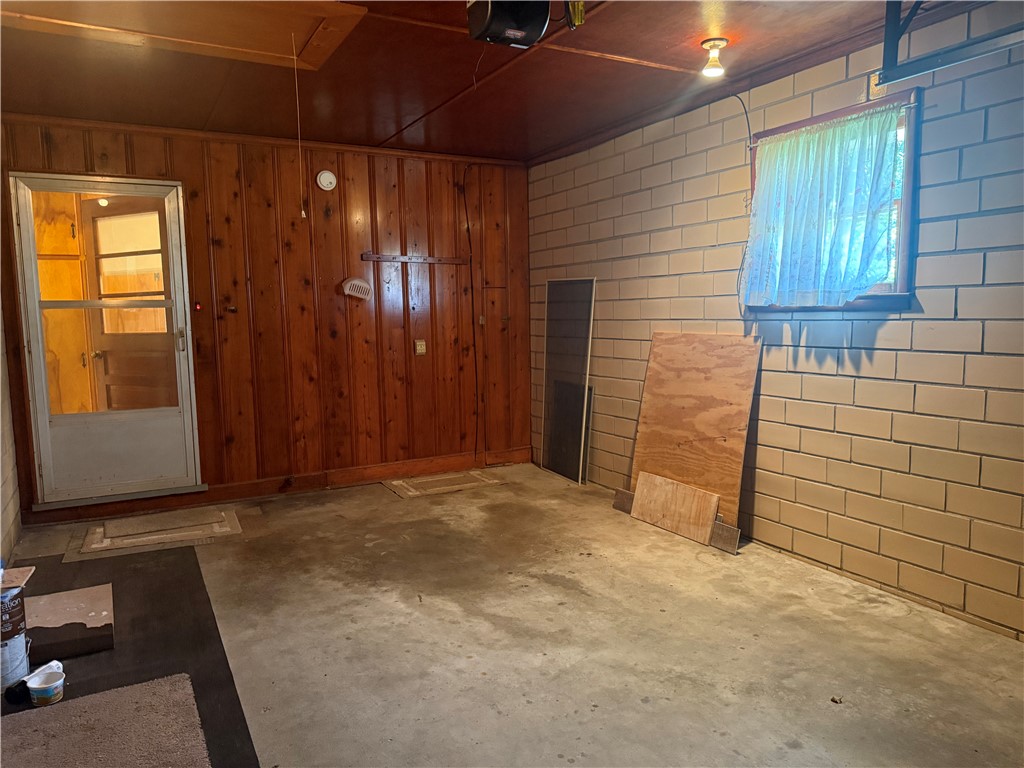 501 Clinton Avenue Property Photo 32