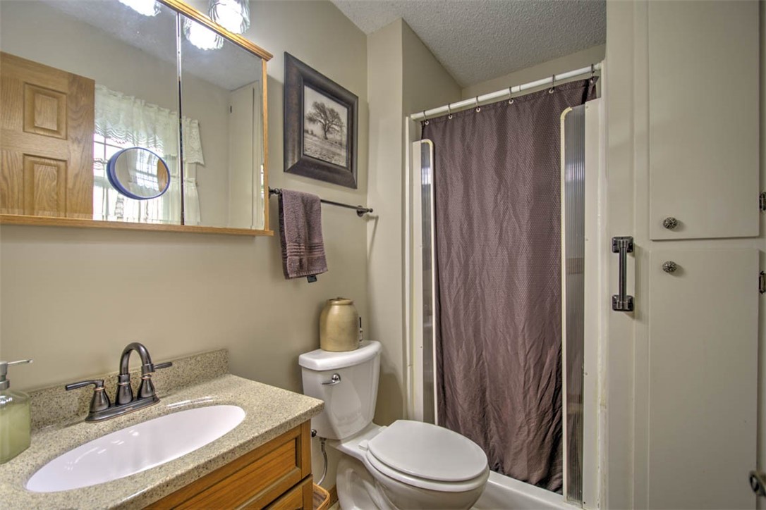 985 Montgomery Court Property Photo 19