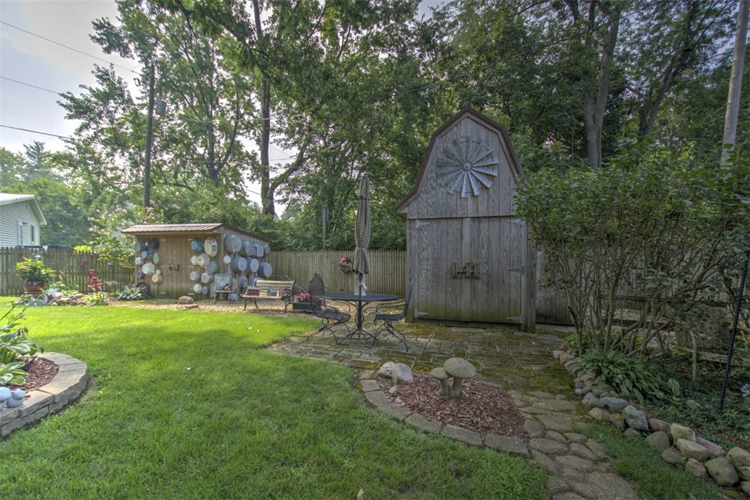 985 Montgomery Court Property Photo 35