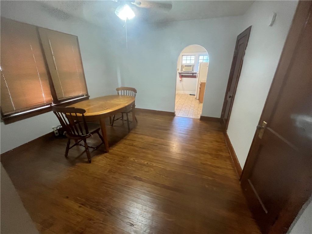 703 10th Street Property Photo 4