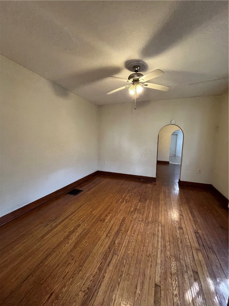 703 10th Street Property Photo 13