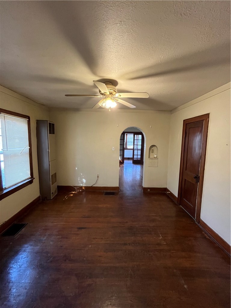 703 10th Street Property Photo 15