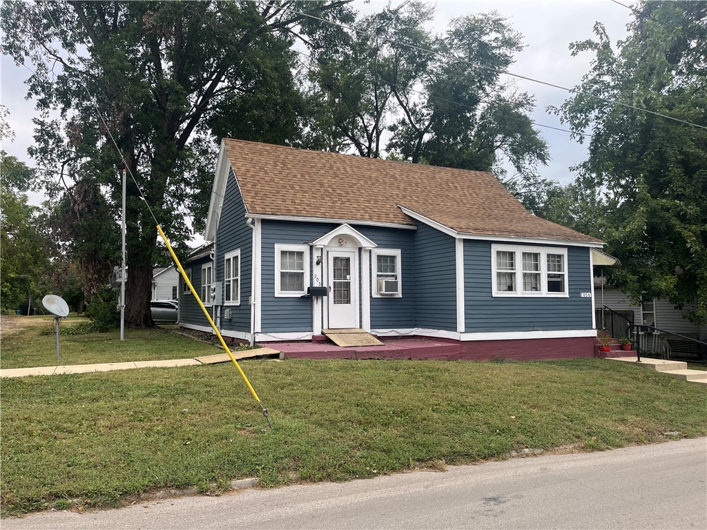 703 10th Street Property Photo 19