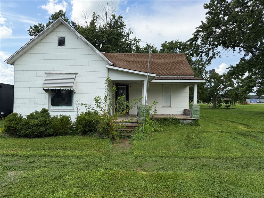 111 Oak Avenue