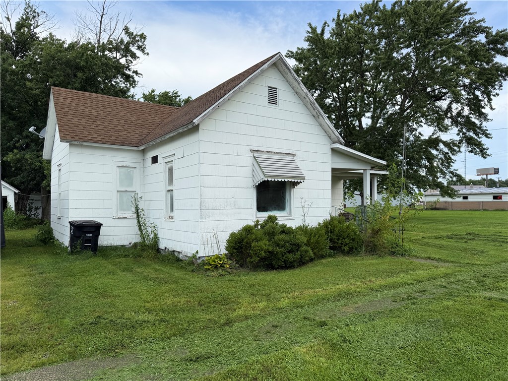 111 Oak Avenue Property Photo 2