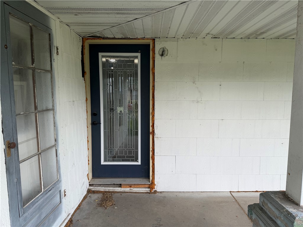 111 Oak Avenue Property Photo 5