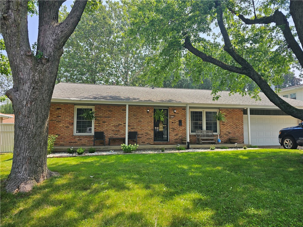 4156 N Sunderland Drive Property Photo 1