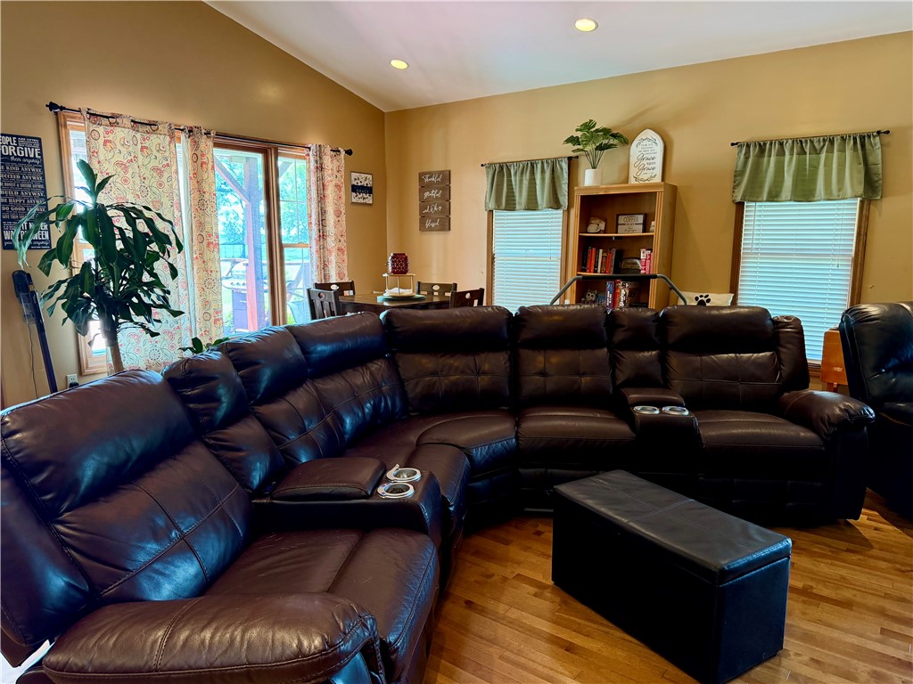 3615 Marshall Avenue Property Photo 9