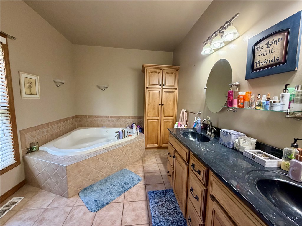 3615 Marshall Avenue Property Photo 14
