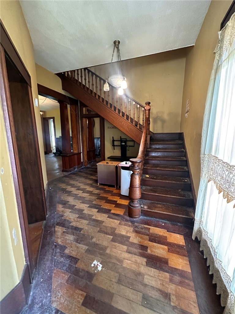 201 S Lafayette Street Property Photo 4