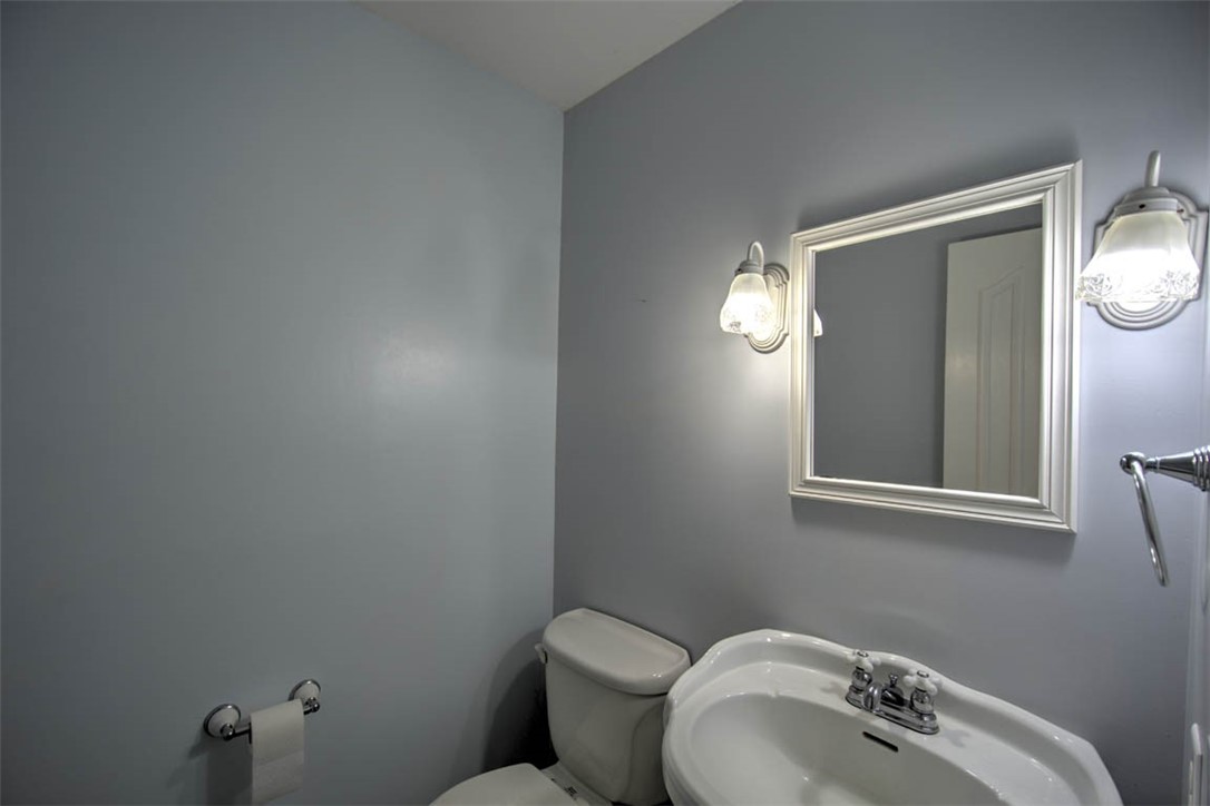8566 Hickory Hills Drive Property Photo 32