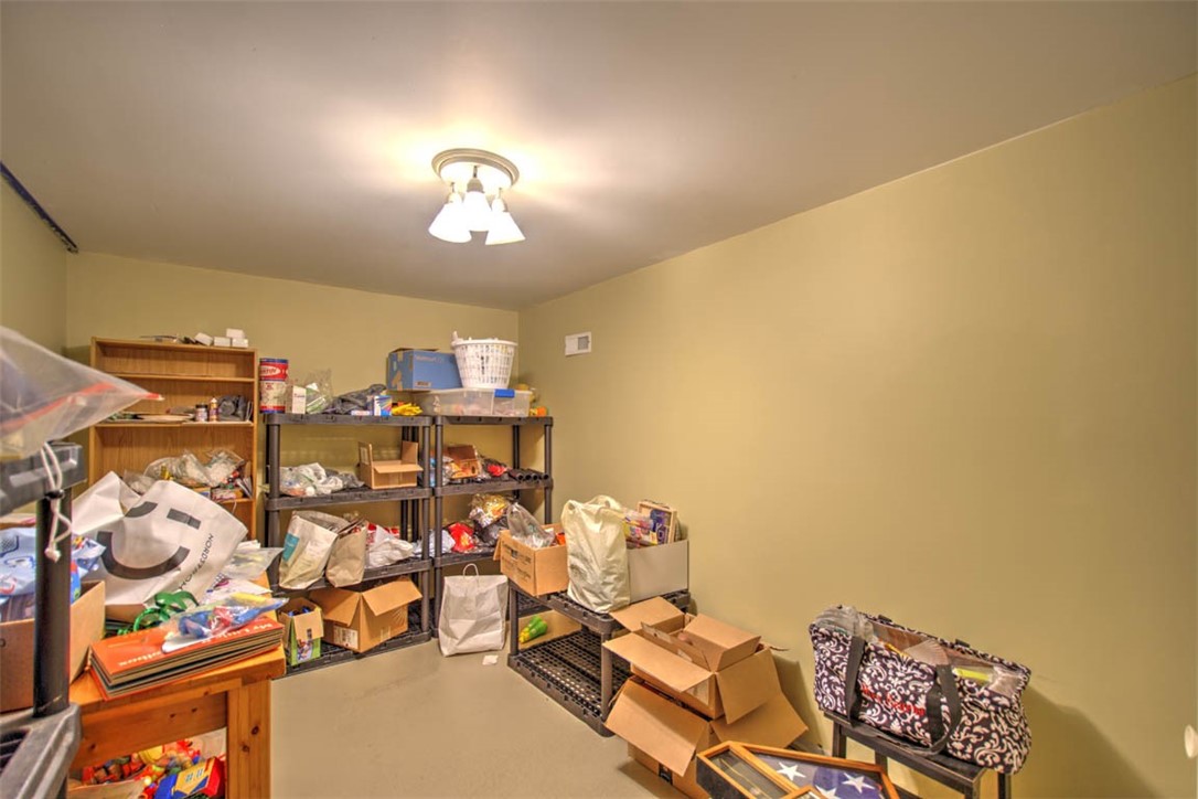 8566 Hickory Hills Drive Property Photo 34