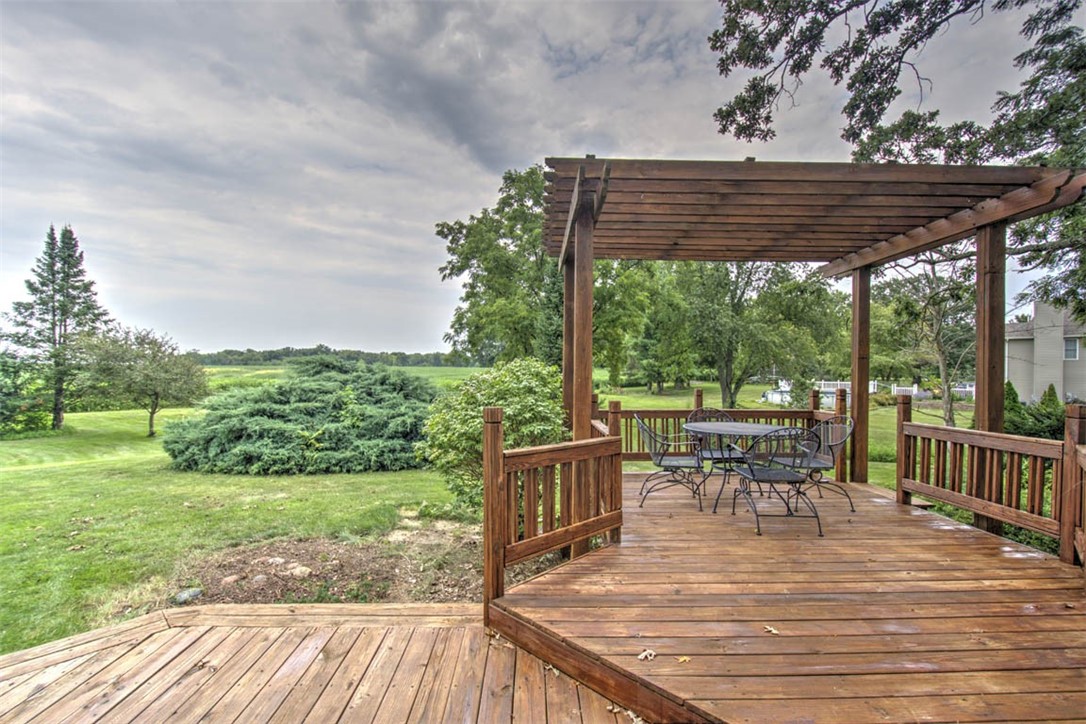 8566 Hickory Hills Drive Property Photo 40
