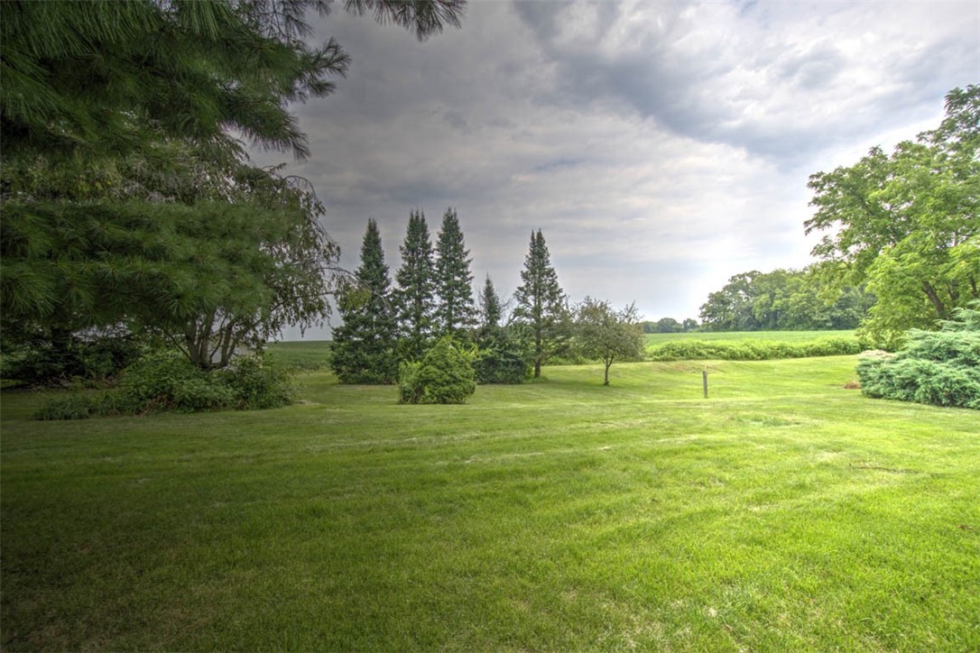 8566 Hickory Hills Drive Property Photo 42
