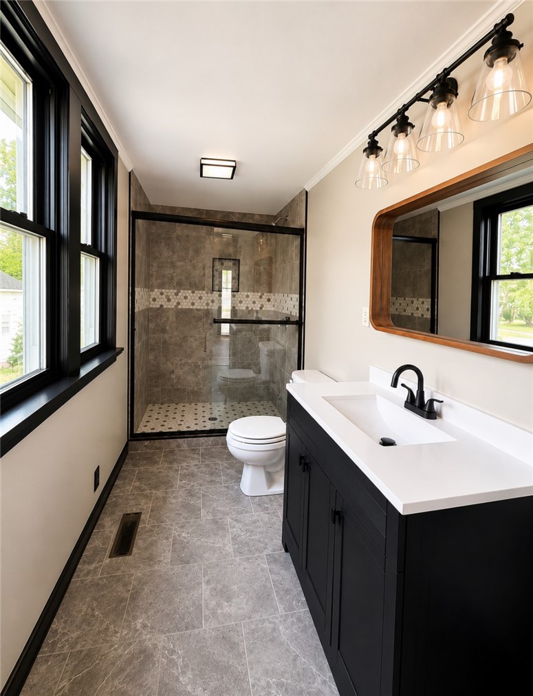 230 E Madison Street Property Photo 7