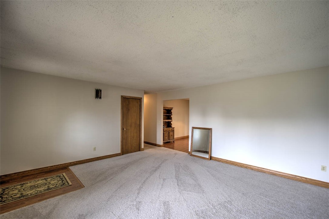 147 Fenway Drive Property Photo 11