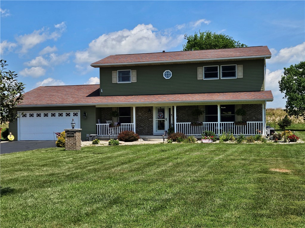 62 Lakeside Villa Property Photo 1