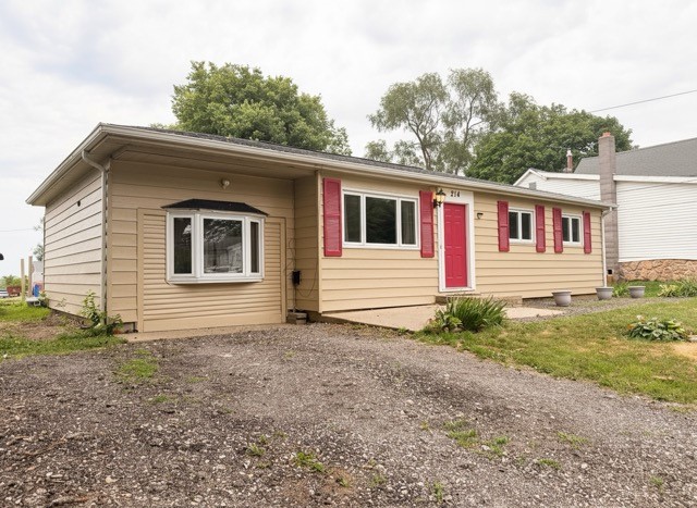 214 Henderson Street Property Photo 5