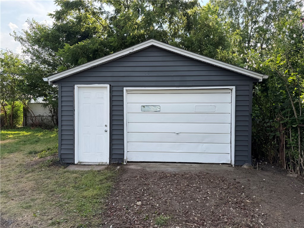 1317 Fairview Avenue Property Photo 10