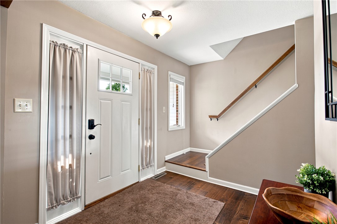 1004 Oceola Street Property Photo 6