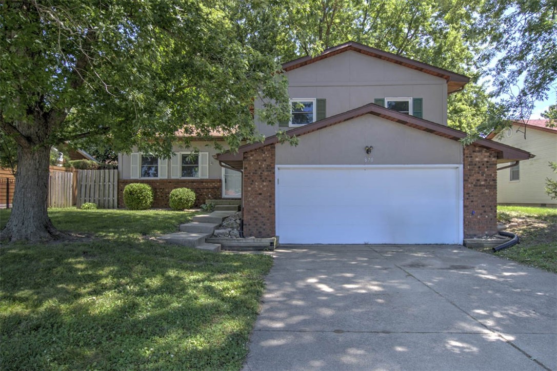 870 S Green Meadow Drive Property Photo 1