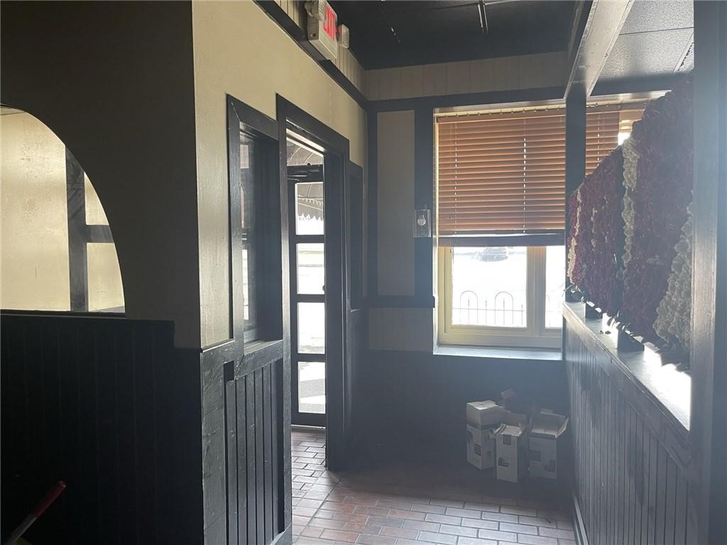 1423-1427 E Mound Road Property Photo 2