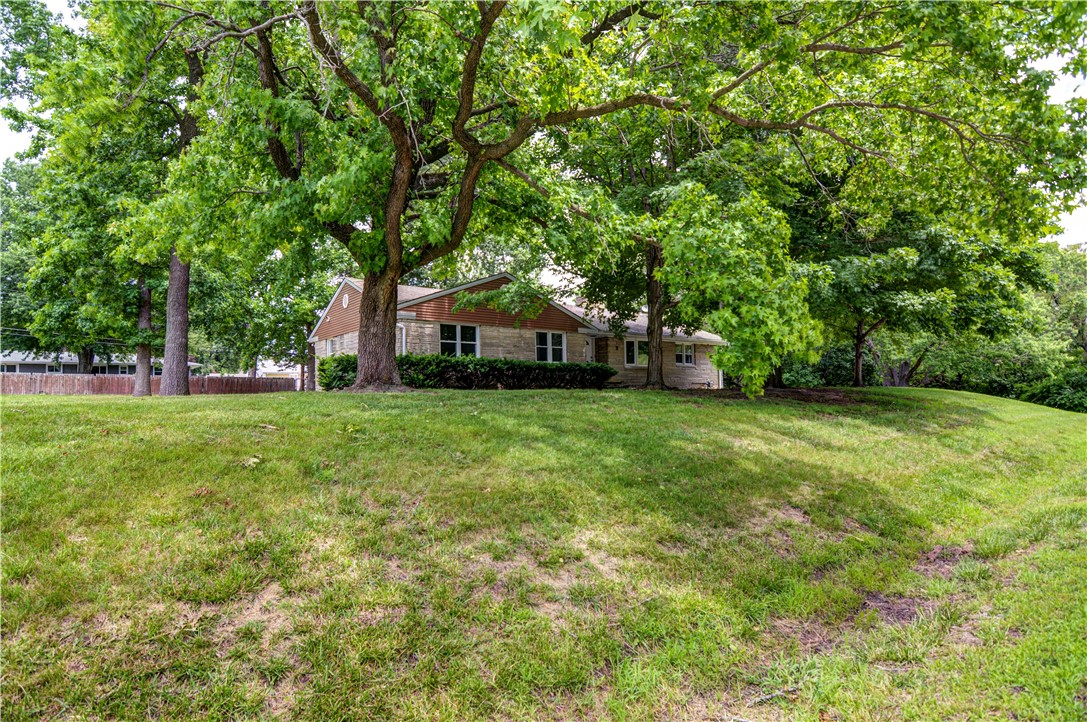 8 Ne Carroll Drive Property Photo 2