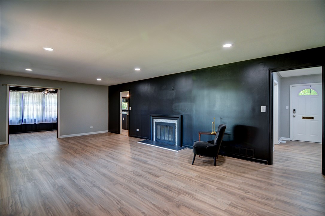 8 Ne Carroll Drive Property Photo 4